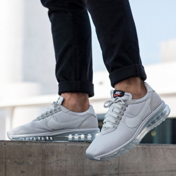 Men's Nike Air Max LD Zero (Size 11) NWT Men's Nike Air Max LD Zero (Size 11) NWT